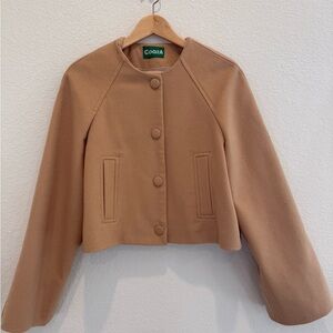 Cropped wool bomber jacket. Tan. Size S/M